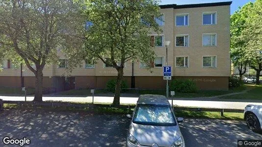 Bostadsrätter till salu i Haninge - Bild från Google Street View