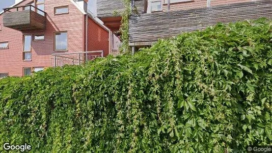 Lägenheter till salu i Huddinge - Bild från Google Street View