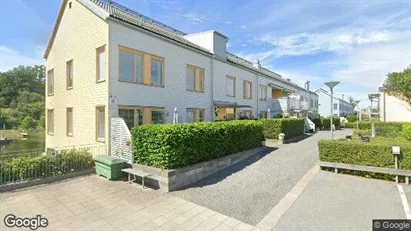 Lägenheter till salu i Norrtälje - Bild från Google Street View