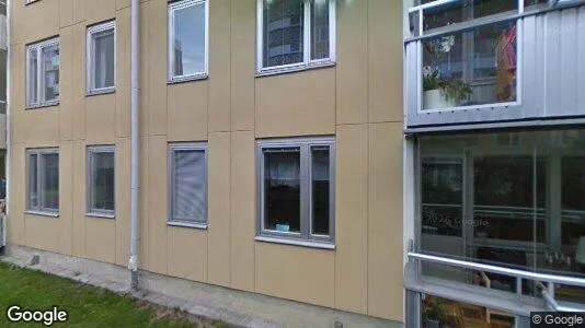 Bostadsrätter till salu i Tyresö - Bild från Google Street View