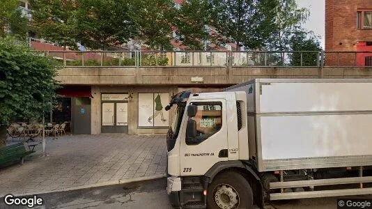Lägenheter till salu i Huddinge - Bild från Google Street View