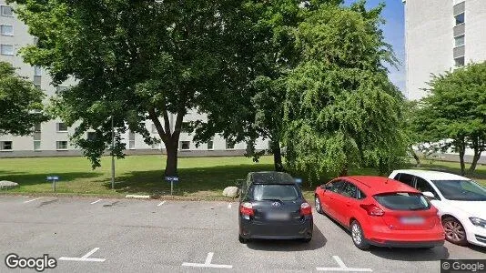 Bostadsrätter till salu i Husie - Bild från Google Street View
