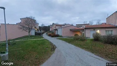 Bostadsrätter till salu i Upplands Väsby - Bild från Google Street View