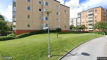Lägenheter till salu i Botkyrka - Bild från Google Street View