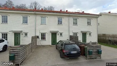 Bostadsrätter till salu i Skövde - Bild från Google Street View