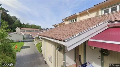 Bostadsrätter till salu i Stenungsund - Bild från Google Street View