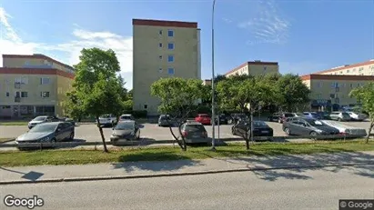 Lägenheter till salu i Täby - Bild från Google Street View