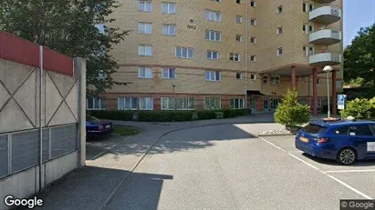 Lägenheter till salu i Botkyrka - Bild från Google Street View