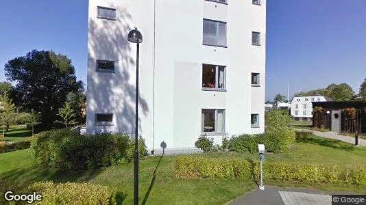 Lägenheter till salu i Järfälla - Bild från Google Street View