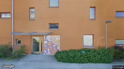 Lägenheter att hyra i Huddinge - Bild från Google Street View