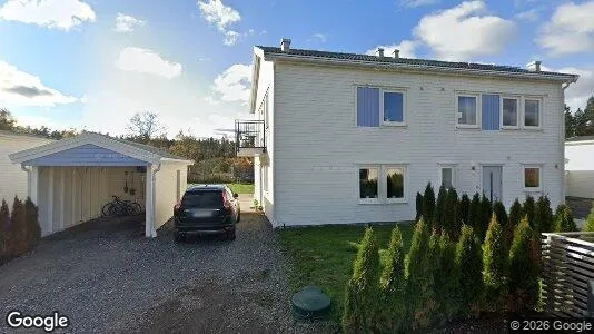 Lägenheter till salu i Haninge - Bild från Google Street View