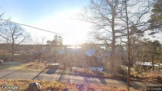 Lägenheter till salu i Ekerö - Bild från Google Street View