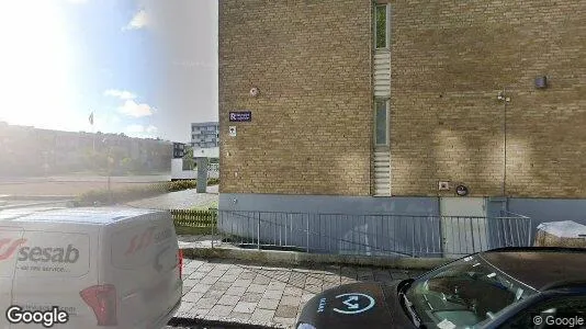 Lägenheter att hyra i Rosengård - Bild från Google Street View