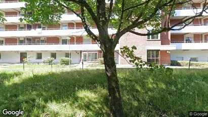 Lägenheter att hyra i Huddinge - Bild från Google Street View