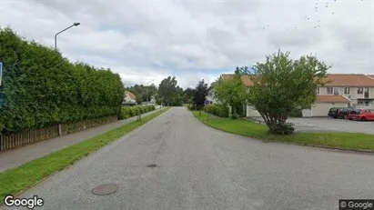 Bostadsrätter till salu i Mark - Bild från Google Street View