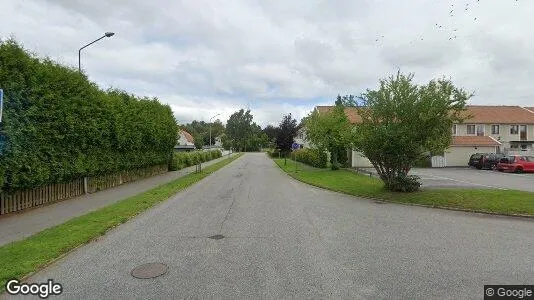 Bostadsrätter till salu i Mark - Bild från Google Street View
