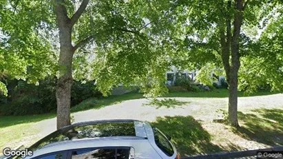 Bostadsrätter till salu i Haninge - Bild från Google Street View