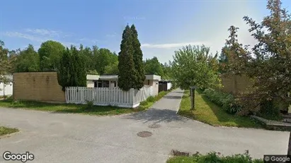 Lägenheter till salu i Haninge - Bild från Google Street View