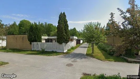 Lägenheter till salu i Haninge - Bild från Google Street View