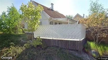 Lägenheter till salu i Haninge - Bild från Google Street View