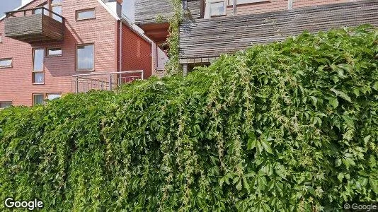 Lägenheter till salu i Huddinge - Bild från Google Street View