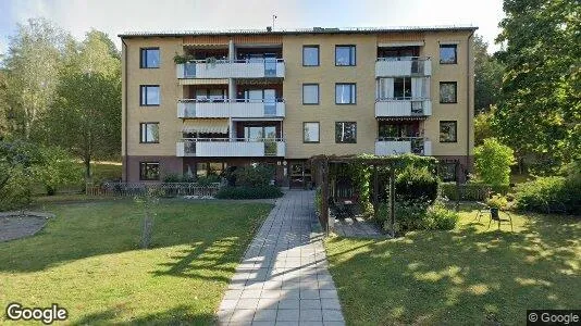 Bostadsrätter till salu i Håbo - Bild från Google Street View