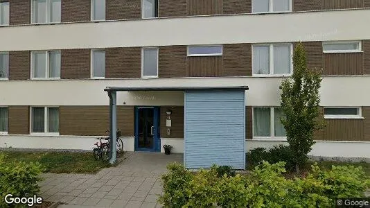 Bostadsrätter till salu i Upplands-Bro - Bild från Google Street View