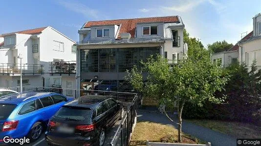 Bostadsrätter till salu i Nacka - Bild från Google Street View