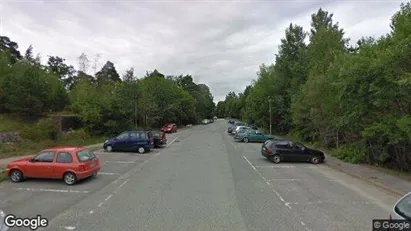 Bostadsrätter till salu i Huddinge - Bild från Google Street View