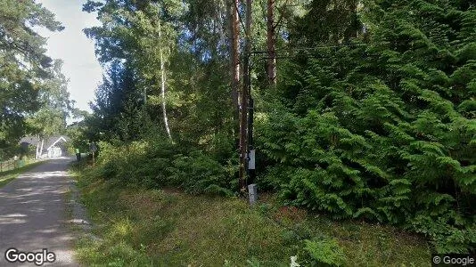Lägenheter till salu i Ekerö - Bild från Google Street View