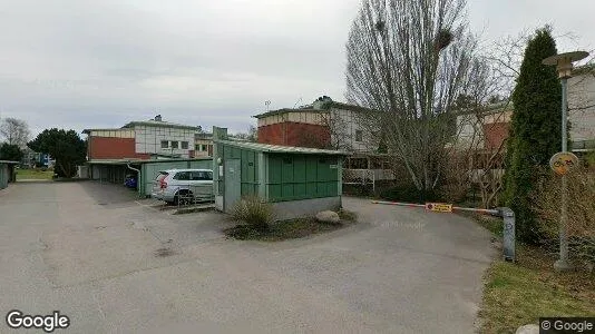 Bostadsrätter till salu i Upplands Väsby - Bild från Google Street View