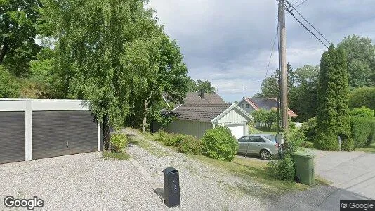 Lägenheter till salu i Huddinge - Bild från Google Street View