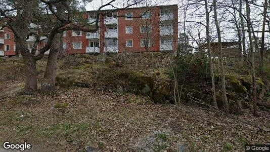 Lägenheter till salu i Huddinge - Bild från Google Street View