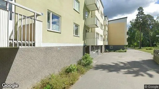 Lägenheter till salu i Haninge - Bild från Google Street View