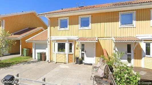 Lägenheter till salu i Haninge - Bild från Google Street View