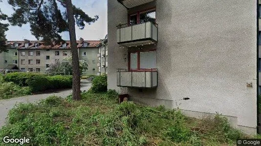 Lägenheter till salu i Solna - Bild från Google Street View
