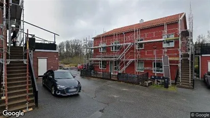 Bostadsrätter till salu i Haninge - Bild från Google Street View