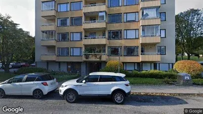 Bostadsrätter till salu i Solna - Bild från Google Street View