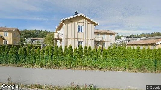 Bostadsrätter till salu i Håbo - Bild från Google Street View
