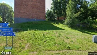 Lägenheter till salu i Huddinge - Bild från Google Street View
