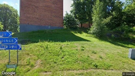 Lägenheter till salu i Huddinge - Bild från Google Street View