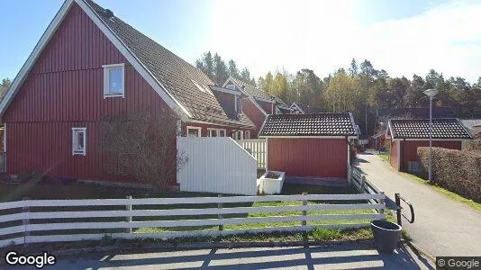 Bostadsrätter till salu i Österåker - Bild från Google Street View