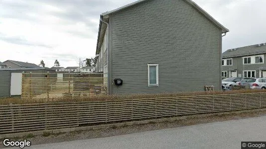 Bostadsrätter till salu i Haninge - Bild från Google Street View