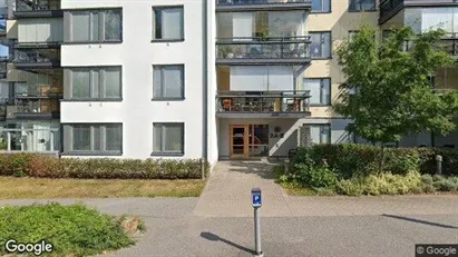 Lägenheter till salu i Huddinge - Bild från Google Street View