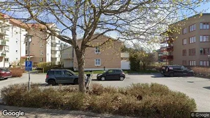 Lägenheter till salu i Vallentuna - Bild från Google Street View