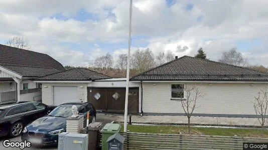 Bostadsrätter till salu i Haninge - Bild från Google Street View