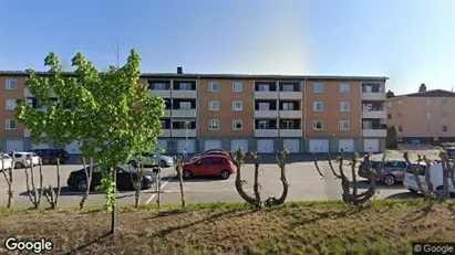 Bostadsrätter till salu i Köping - Bild från Google Street View