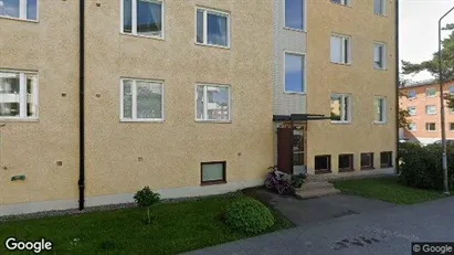 Lägenheter till salu i Botkyrka - Bild från Google Street View