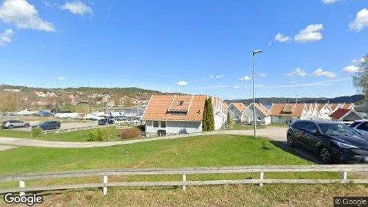 Bostadsrätter till salu i Orust - Bild från Google Street View
