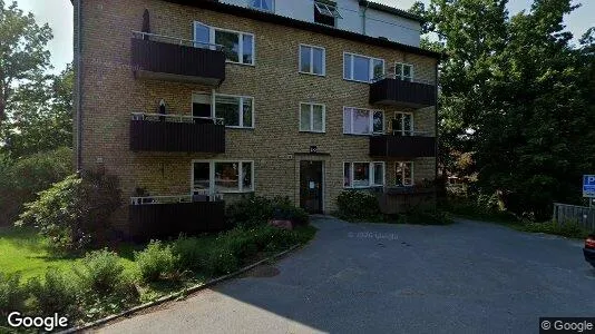 Lägenheter till salu i Danderyd - Bild från Google Street View